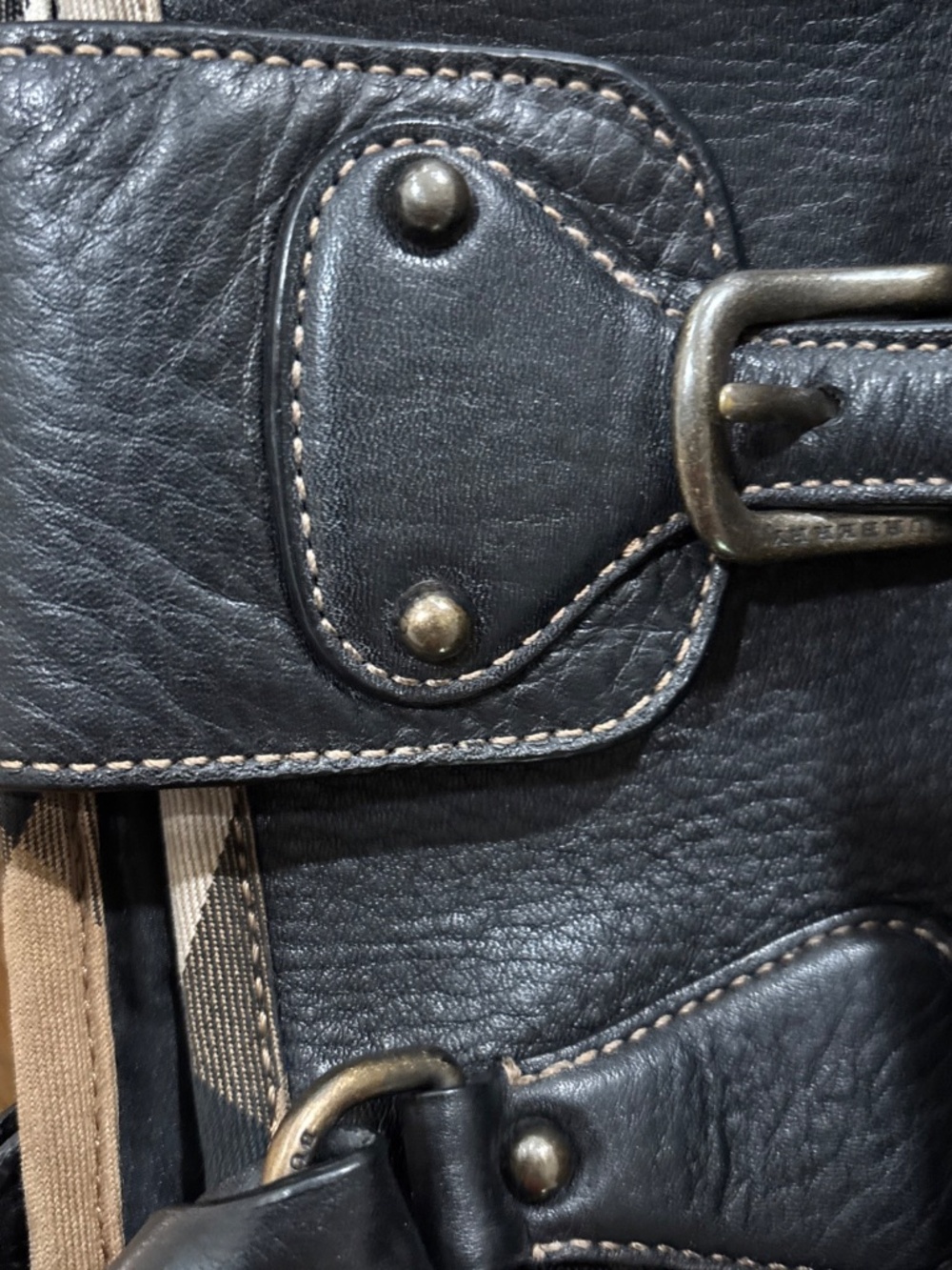 Burberry black leather bag, authentic vintage - Picture 9 of 14